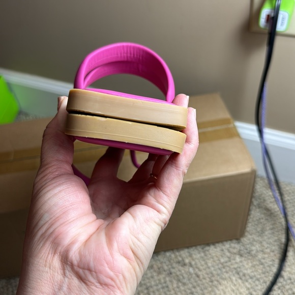 NWOT • Dolce Vita • Nixia 🩷 Magenta Stella • Size 8 • Cozy, flat slides! 😍 - Picture 7 of 12